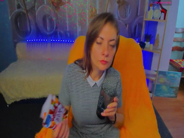 Live sex webcam photo for Stella_Sweet_ #274390084