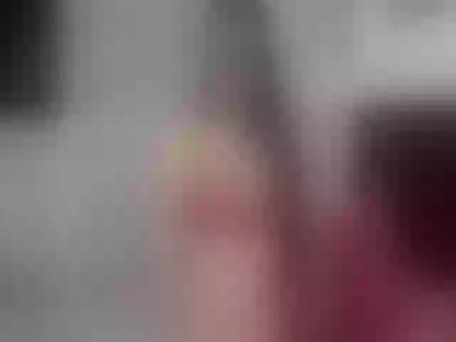 Live sex webcam photo for StormiSquirt #272251935