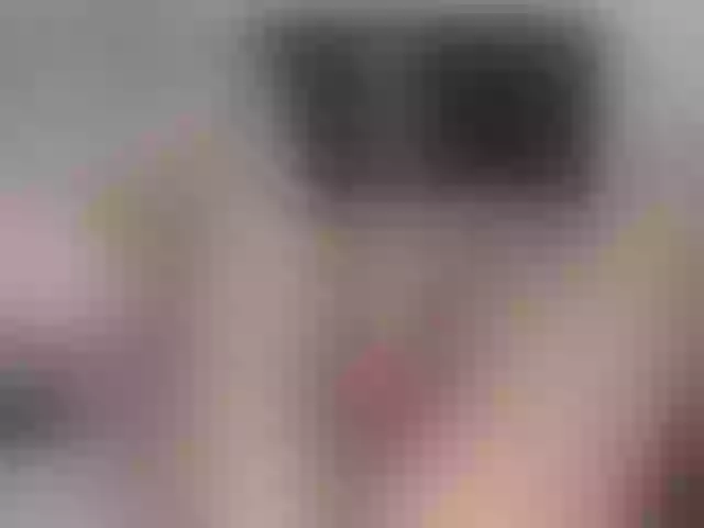 Live sex webcam photo for StormiSquirt #272435477