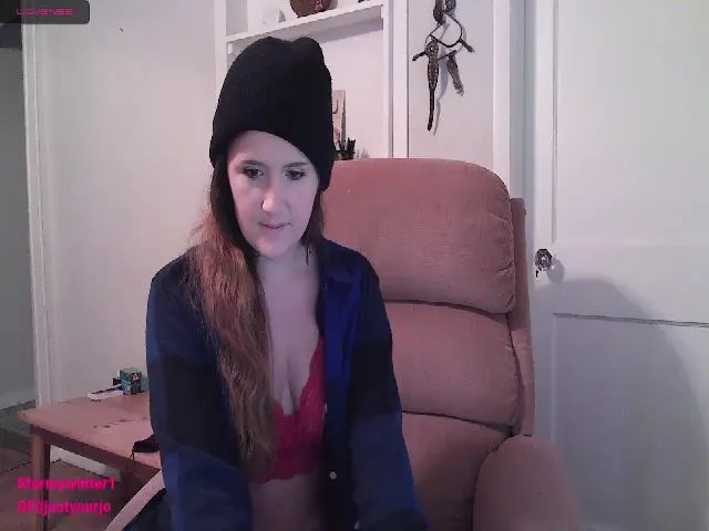 Live sex webcam photo for Stormywinter1 #272270889
