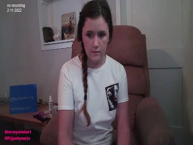 Live sex webcam photo for Stormywinter1 #272377815