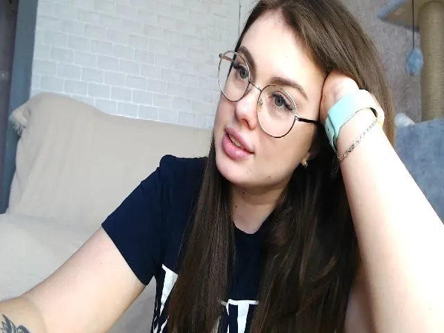 Live sex webcam photo for SuchCute_ #273124642