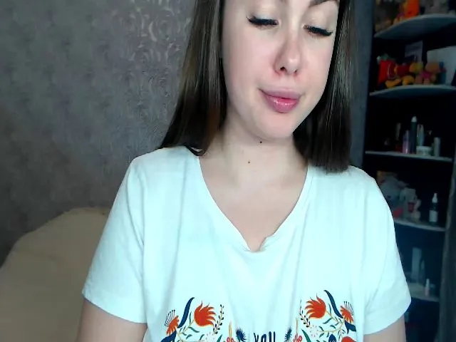 Live sex webcam photo for SuchCute_ #273233114