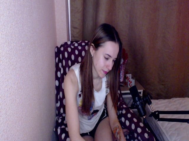 Live sex webcam photo for Sue_Cute #272848811