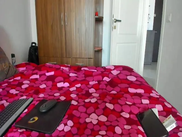 Live sex webcam photo for SugarLADDYY #273084258