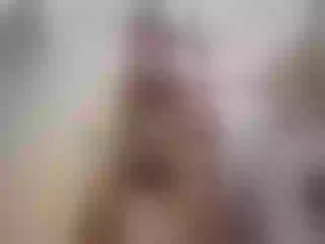 Live sex webcam photo for SugarLADDYY #273356439