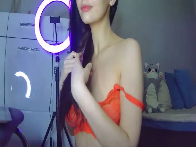 Live sex webcam photo for SugarMeee #272201597
