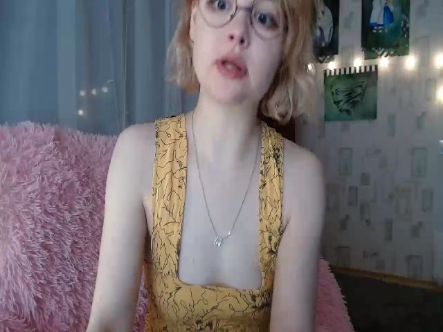 Live sex webcam photo for Sugar_Cheeks #272965520