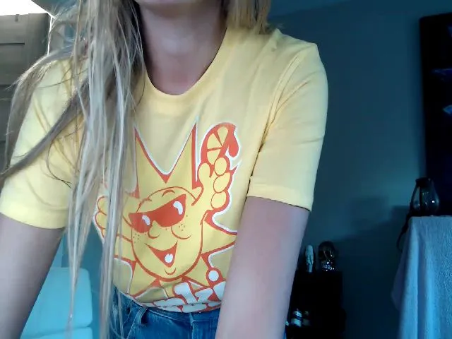 Live sex webcam photo for SultrySnow #274285854