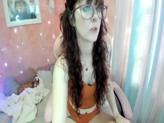 Live sex webcam photo for SumBunniLuvsU #272790924