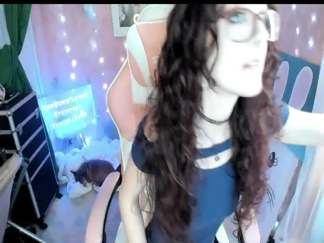 Live sex webcam photo for SumBunniLuvsU #272908213