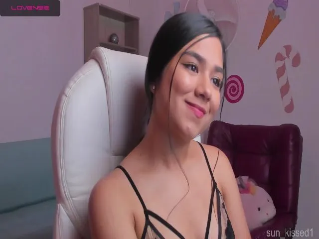 Live sex webcam photo for Sun_kissed1 #271836163