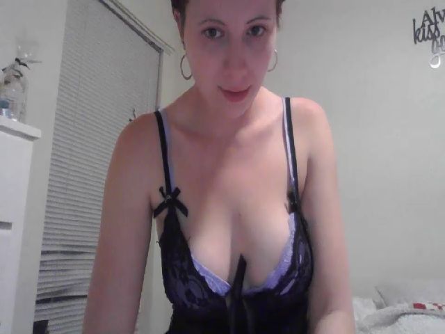 Live sex webcam photo for Sunlove69 #272730584