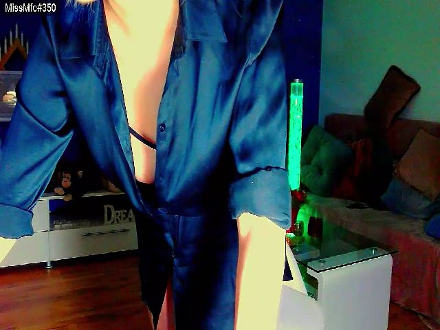 Live sex webcam photo for Sunnywilld #272335990