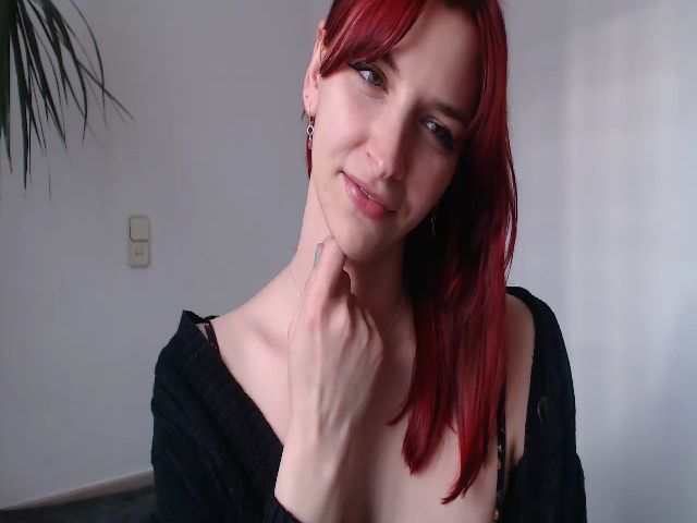 Live sex webcam photo for SunriseSiren #271871316