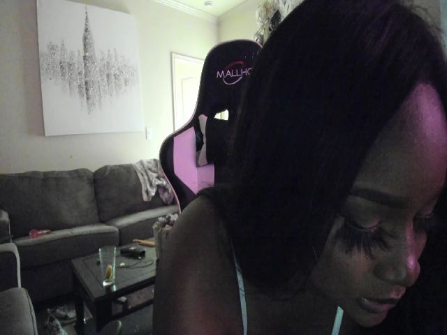 Live sex webcam photo for Supanovaa #271806122