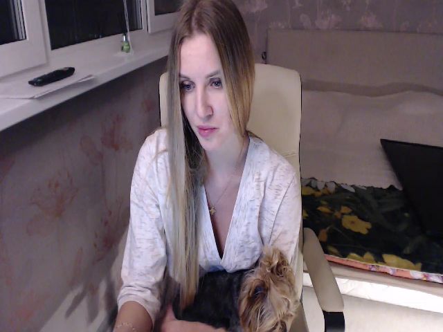 Live sex webcam photo for Super_Giraffe #272427591