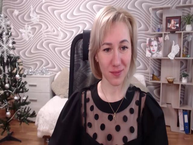Live sex webcam photo for SvenIsolde #271865751