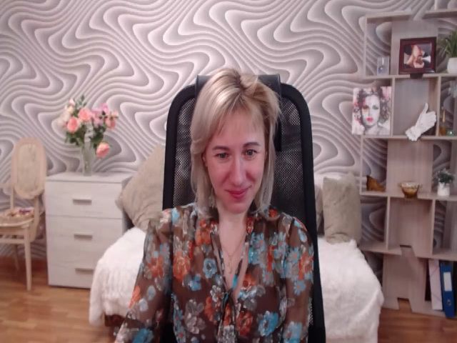 Live sex webcam photo for SvenIsolde #271925434