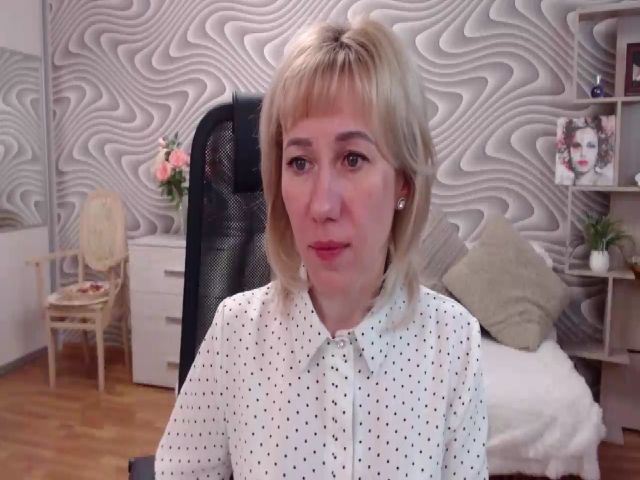 Live sex webcam photo for SvenIsolde #272084184