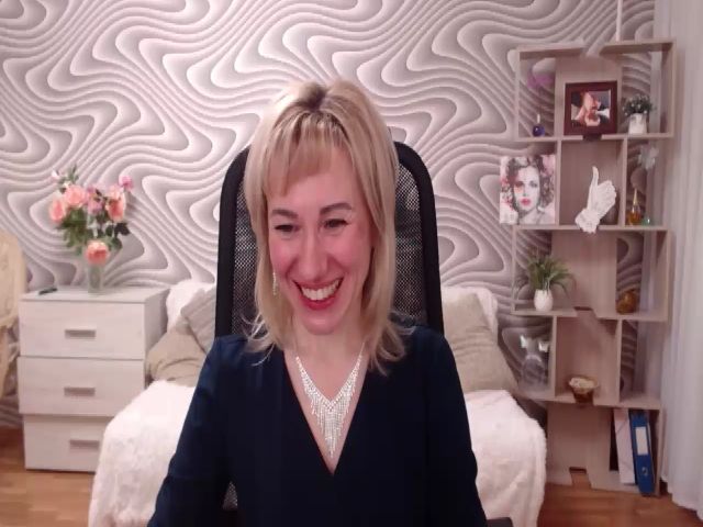 Live sex webcam photo for SvenIsolde #272135914