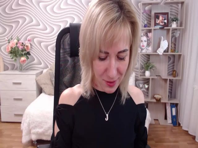 Live sex webcam photo for SvenIsolde #272270822