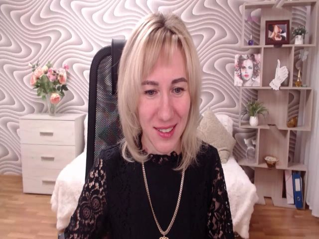 Live sex webcam photo for SvenIsolde #272307757