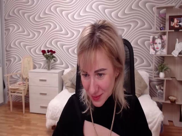 Live sex webcam photo for SvenIsolde #272414468