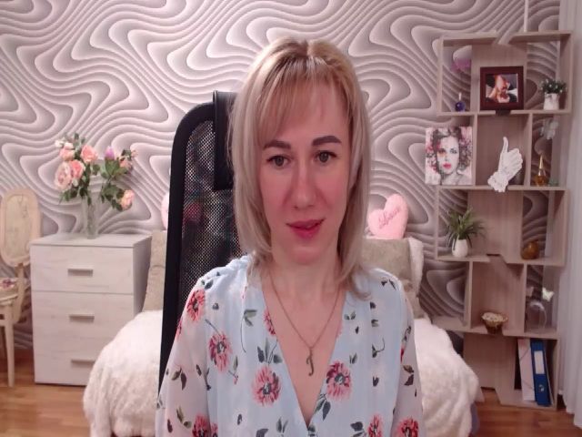 Live sex webcam photo for SvenIsolde #272528891