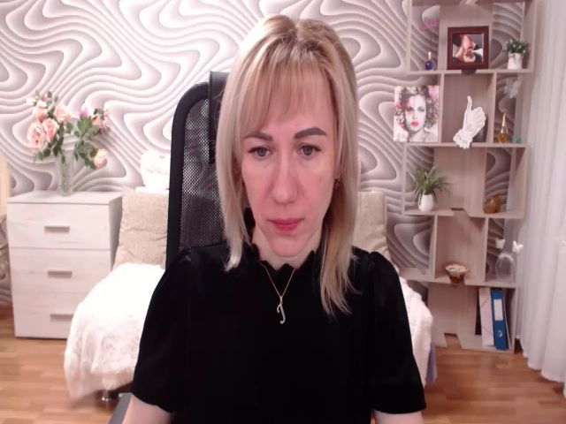 Live sex webcam photo for SvenIsolde #272586432