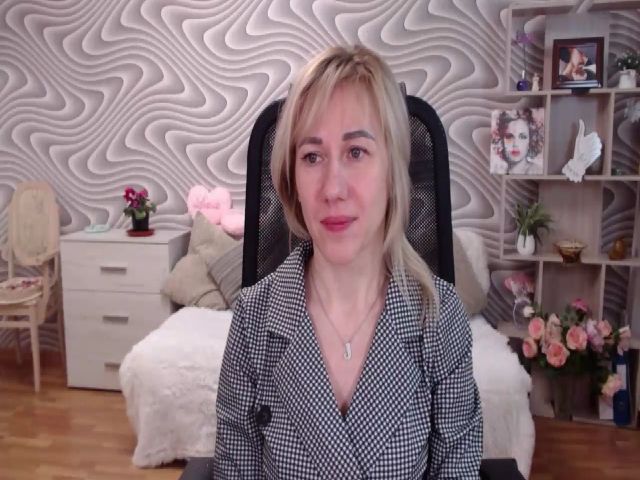 Live sex webcam photo for SvenIsolde #272791285