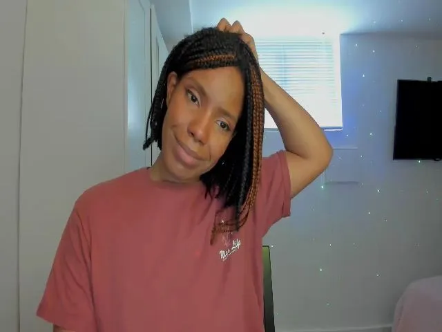 Live sex webcam photo for SweetJazzmine #272565600