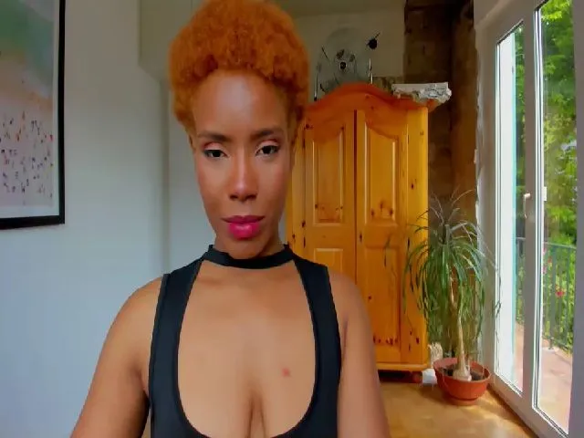 Live sex webcam photo for SweetJazzmine #273356377