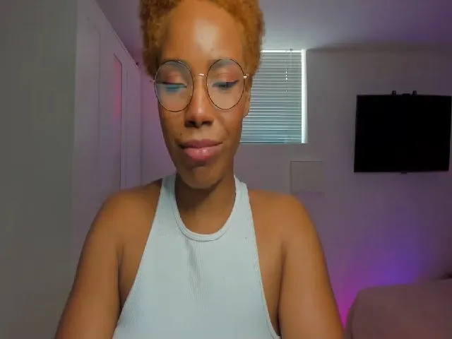 Live sex webcam photo for SweetJazzmine #273416881