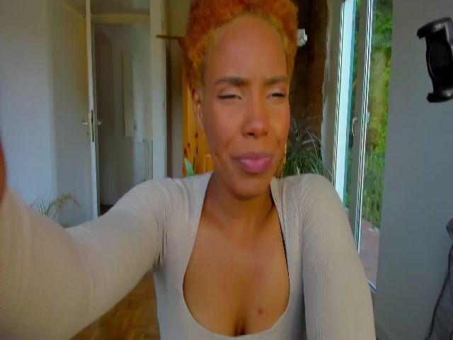 Live sex webcam photo for SweetJazzmine #273583596