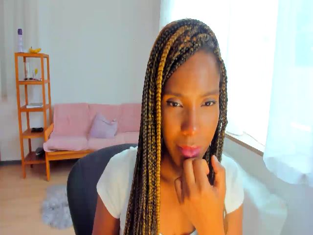 Live sex webcam photo for SweetJazzmine #274646732