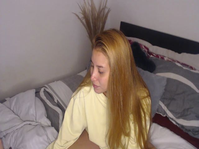Live sex webcam photo for SweetLatin27 #272938824