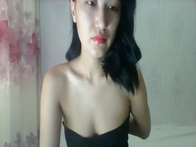 Live sex webcam photo for SweetRo0mance #272966284