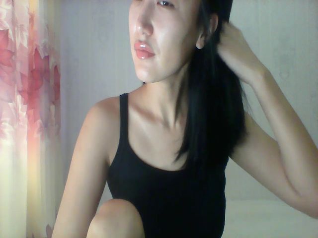 Live sex webcam photo for SweetRo0mance #273577180