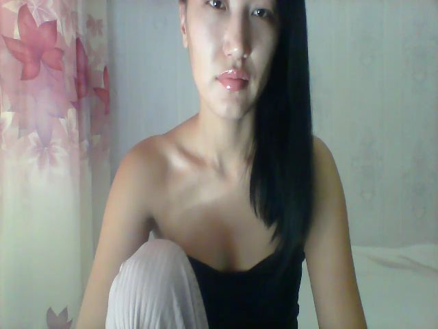 Live sex webcam photo for SweetRo0mance #274101107
