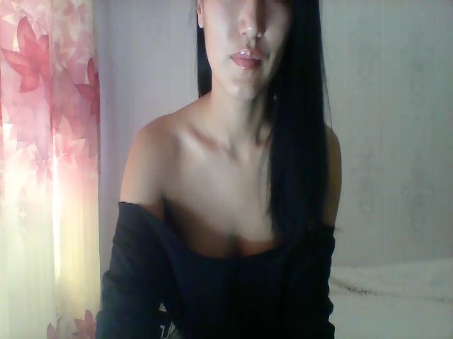 Live sex webcam photo for SweetRo0mance #274510799