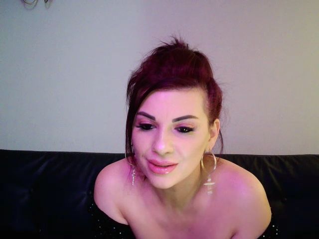 Live sex webcam photo for SweetVickyy #272770864