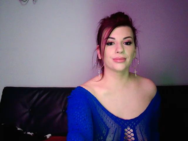 Live sex webcam photo for SweetVickyy #272794624