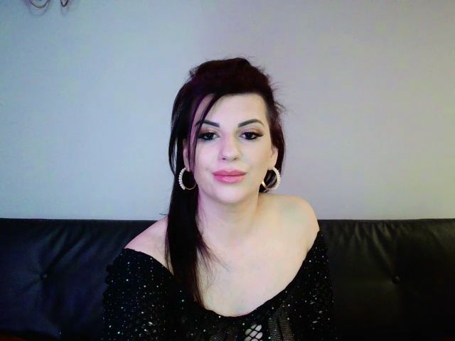 Live sex webcam photo for SweetVickyy #273087375