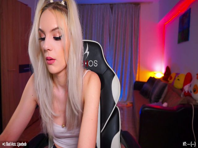 Live sex webcam photo for Sweet_Abbyy #272184264