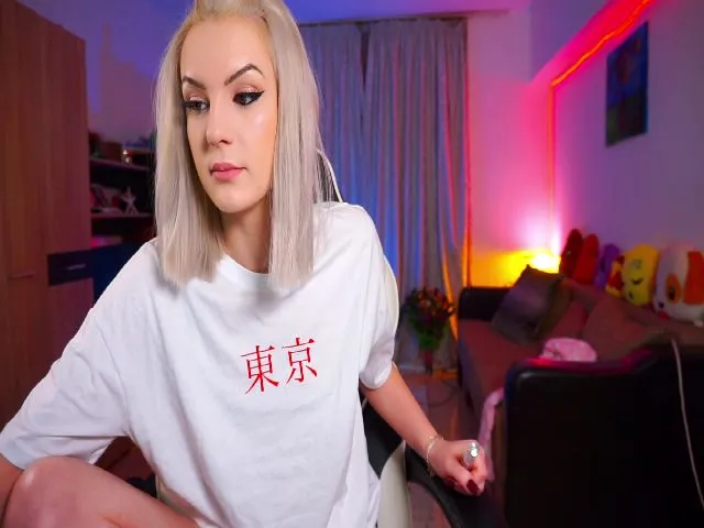 Live sex webcam photo for Sweet_Abbyy #272581230