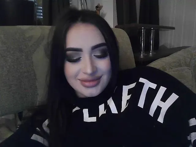 Live sex webcam photo for Sweet_Anechka #272527446