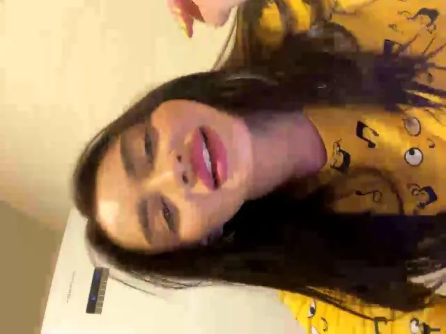 Live sex webcam photo for Sweet_Anechka #273778918