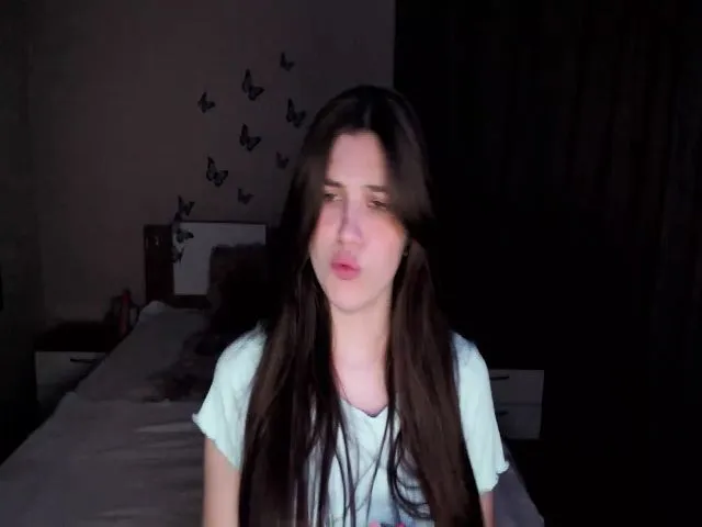 Live sex webcam photo for Sweet_Lips9 #274140266