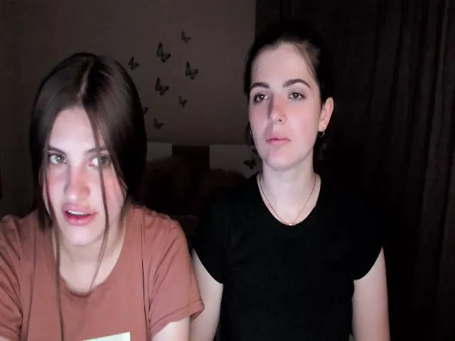 Live sex webcam photo for Sweet_Lips9 #274151544